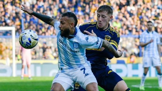 Boca sufrió y rescató un empate agónico frente a Racing en La Bombonera