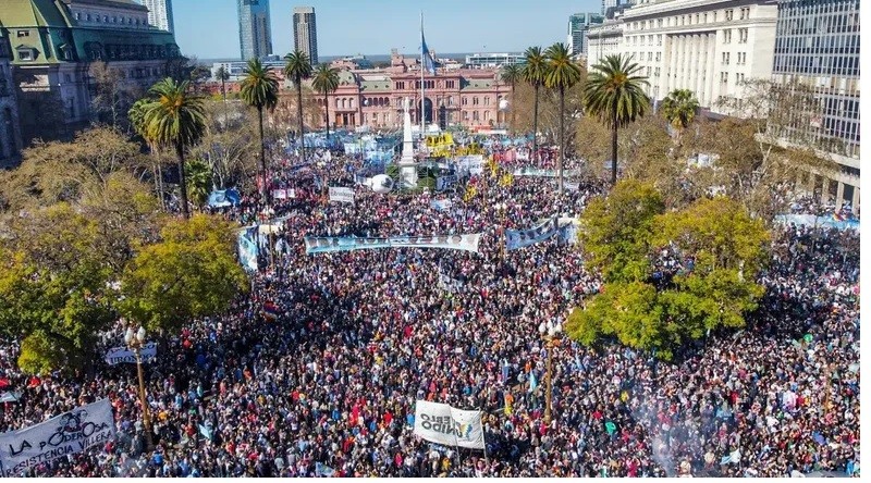 Universidades en pie de lucha: nueva Marcha Federal y paro docente contra el ajuste de Milei